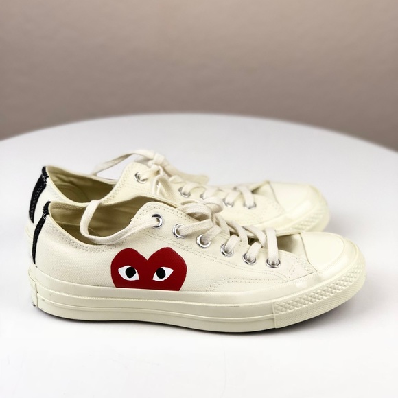Comme des Garcons Shoes - Like new CDG Comme des garcons play converse